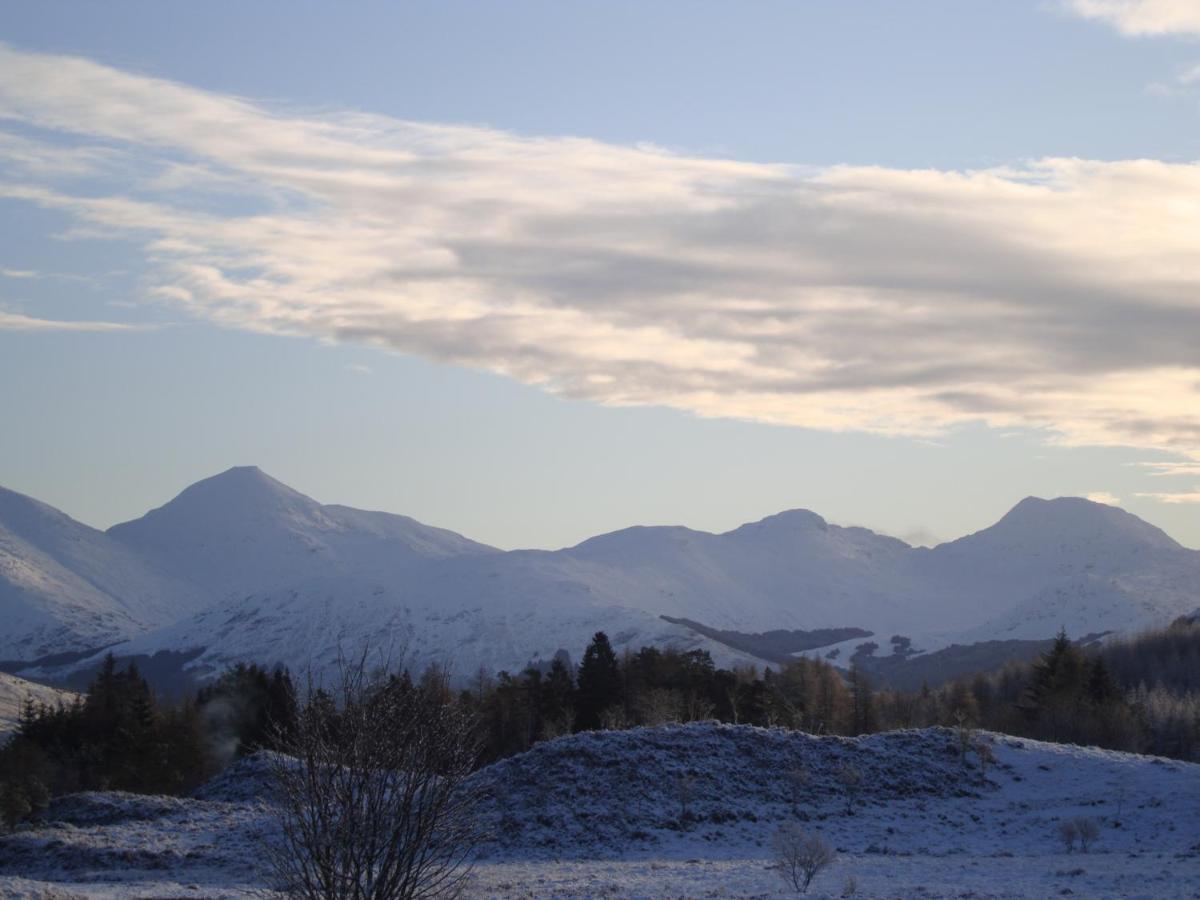 Posh Pod Hotel Tyndrum Exterior photo